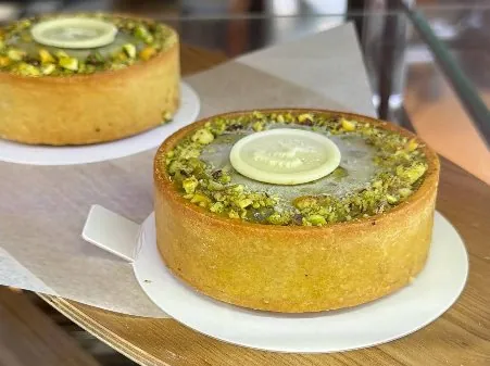Handmade tart at Raizal